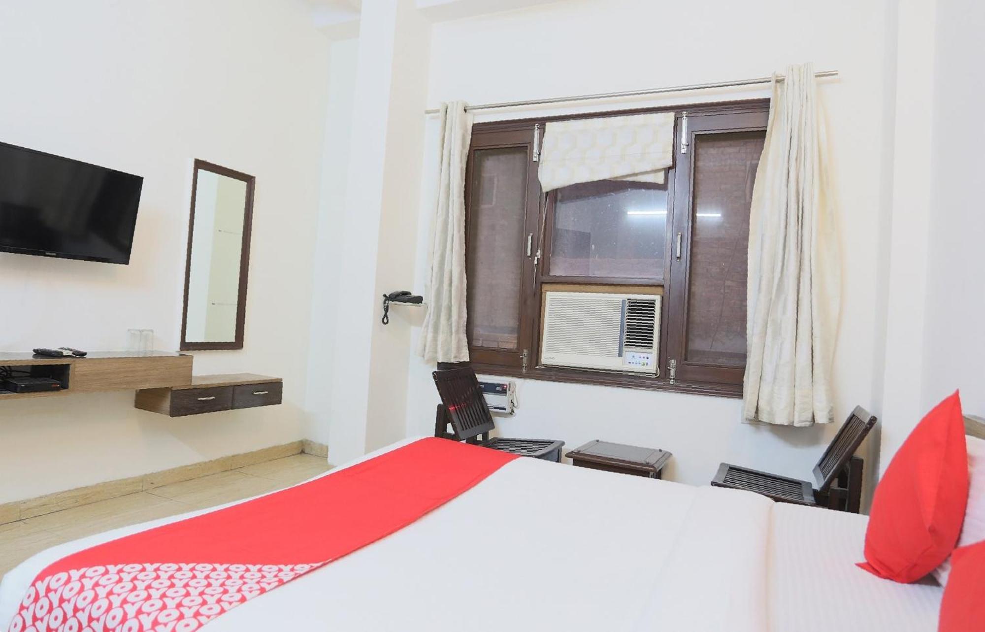 Hotel O New Raj Kamal Аурангабад Экстерьер фото